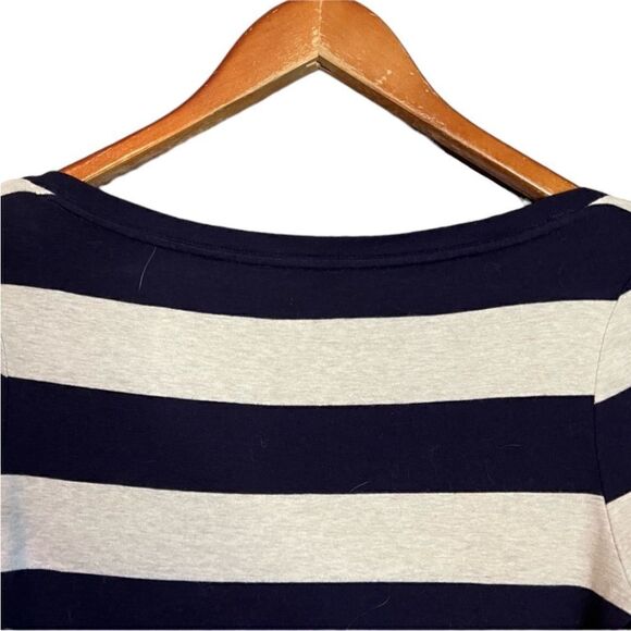 3 for $30! Gap striped 3/4 sleeve top - Picture 4 of 12